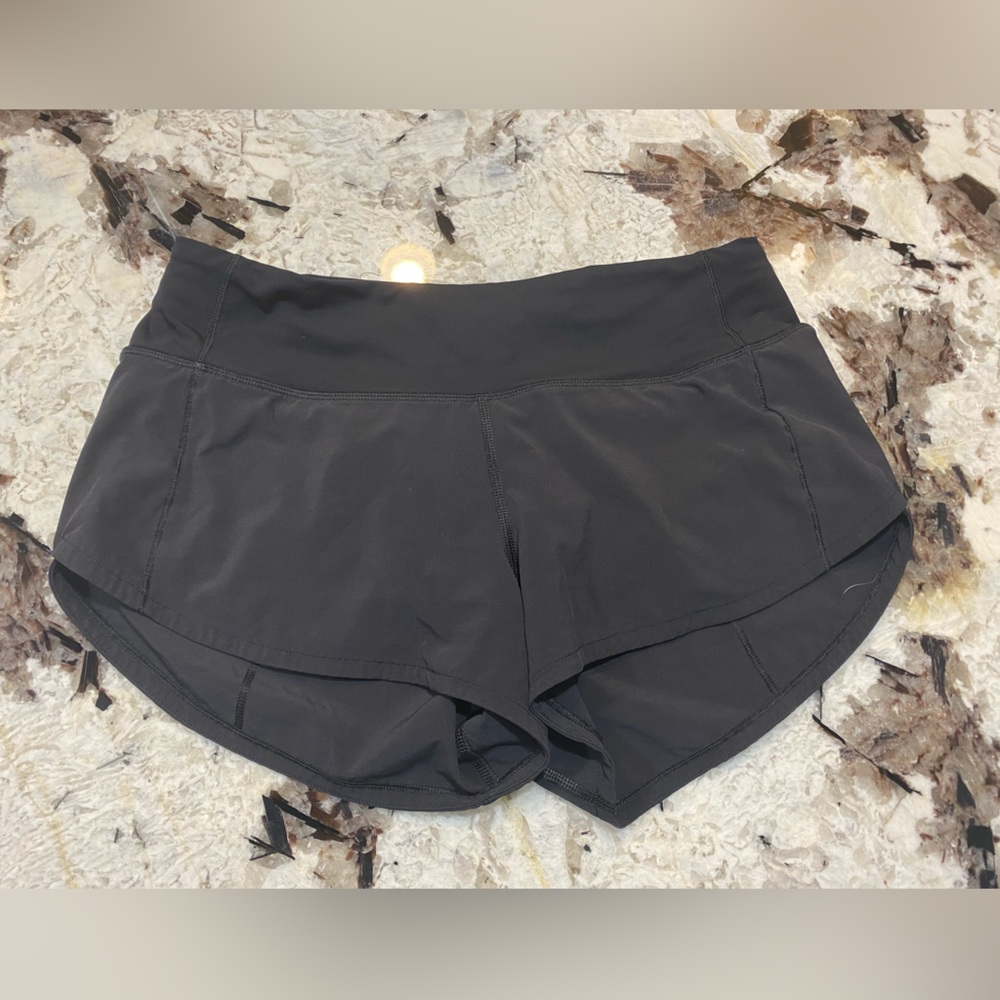 Lululemon Speed Up size 2 black shorts